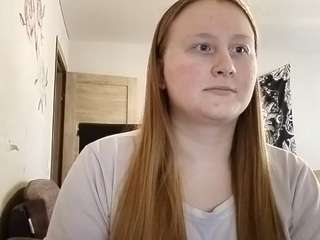 anikalipps Live Webcam on CamSoda
