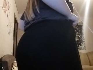 AnikaLipps live webcam show