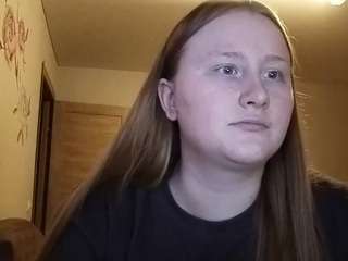AnikaLipps live webcam show
