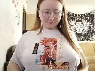 AnikaLipps live webcam show