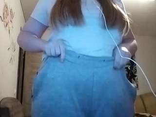 AnikaLipps Camgirl live