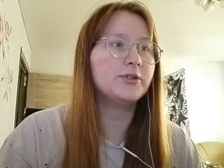 AnikaLipps live cam preview