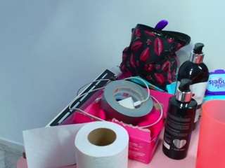 eyesblackandwhite webcam model