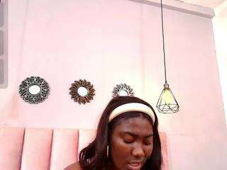 kloee-ebony from camsoda