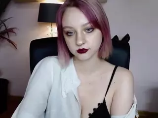 MadelinexLove's Live Sex Cam Show