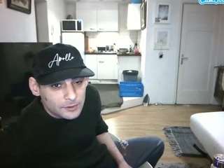 michaelmihai webcam