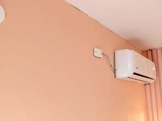 samy-rivers webcam model