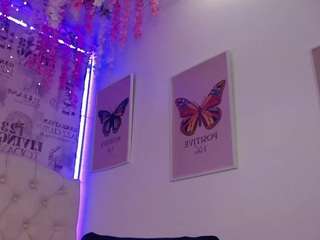  sara-martin chat room