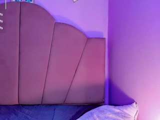 valeriaaguilar's CamSoda show and profile