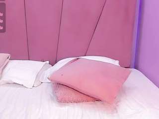 valeriaaguilar Live Webcam on CamSoda