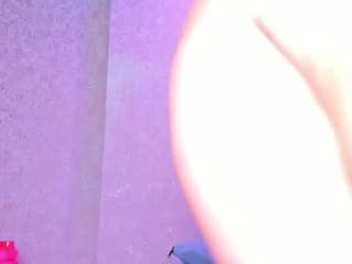 Dieses Model ist jetzt live. vanessakalo