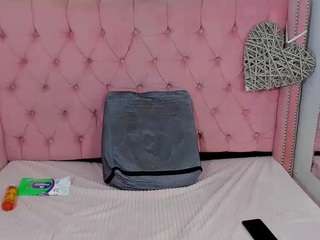 ariianasmith Adult Cam Performers camsoda