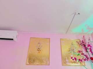 blaisysmith's CamSoda show and profile