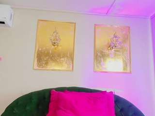 blaisysmith, female webcam model,  years old, on live webcam