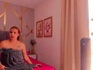 Danna-Reyes's Live Sex Cam Show