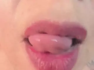 karina-boobsi's Live Sex Cam Show