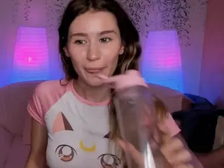Lorishy's Live Sex Cam Show