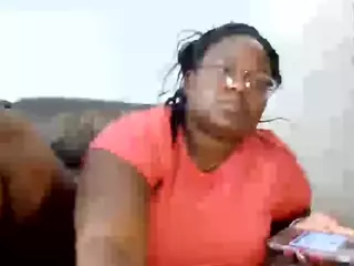 HarmonyKiss's Live Sex Cam Show