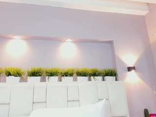 helenaroos's CamSoda show and profile