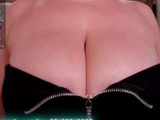 anyi-sweet-tits