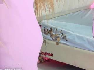 bonieklent Live Webcam on CamSoda