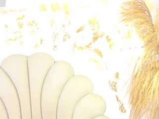 bonieklent's CamSoda show and profile