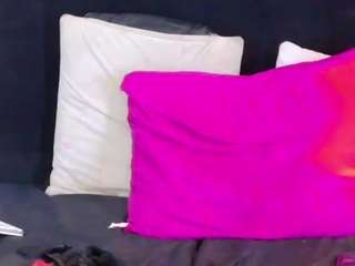 bonieklent webcam model