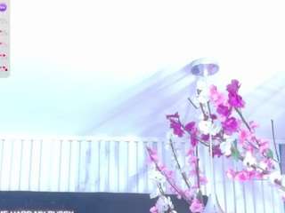 bonieklent Live Webcam on CamSoda