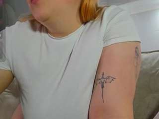 ruth-oliver Live Webcam on {site_name}