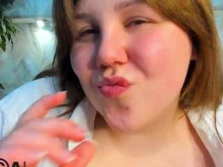 ruth-oliver's CamSoda show and profile