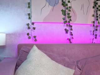 Live cam show with Ruth
