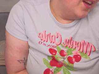 Ruth live cam preview