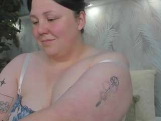 Ruth live cam preview