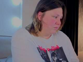 Ruth live cam preview