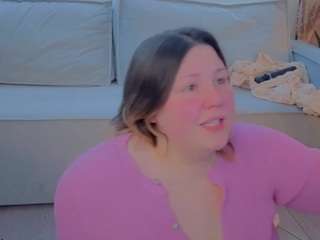 Ruth live cam preview