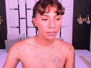 sheryl-ss Live Webcam on CamSoda