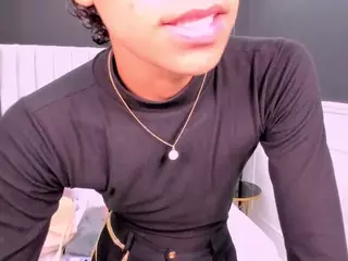sheryl-ss's Live Sex Cam Show