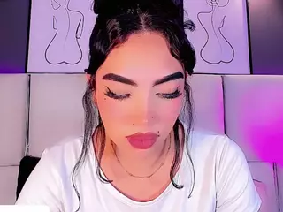 Sofi-hdz's Live Sex Cam Show