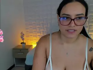 zoe-danae's Live Sex Cam Show