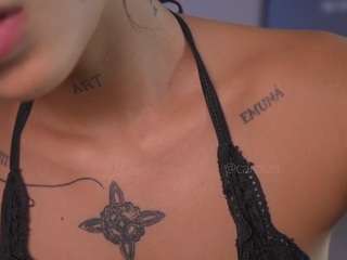 carolart from CamSoda is Freechat