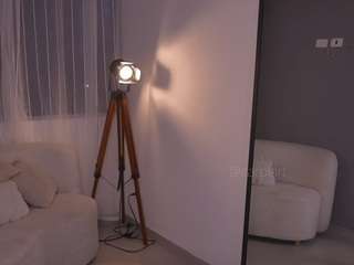 carolart from CamSoda is Freechat