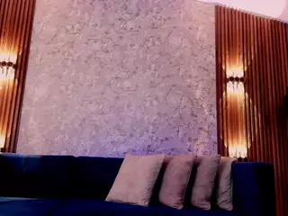Nohemi's Live Sex Cam Show