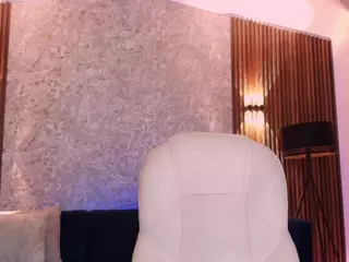 Nohemi's Live Sex Cam Show