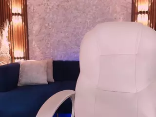 Nohemi's Live Sex Cam Show