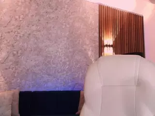 Nohemi's Live Sex Cam Show