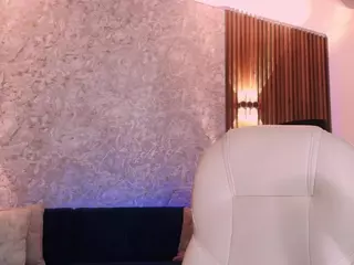 Nohemi's Live Sex Cam Show