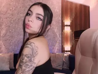 Nohemi's Live Sex Cam Show