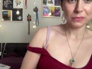 mzlalalondon Live Webcam on CamSoda
