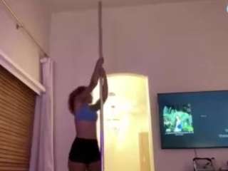 chanellebby Live Webcam on CamSoda