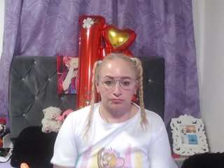 emperatrizmessy live cam preview